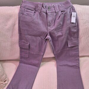 BNWT, Never worn, GUESS, Youth Size 12, Purple, low rise, boot cut, jeans.
